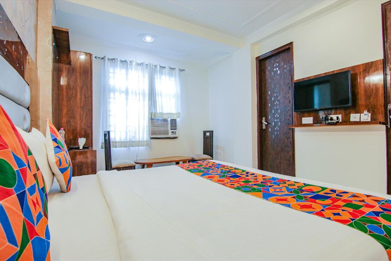 Fabhotel Airport Avalon Near Igi Airport New Delhi Bagian luar foto