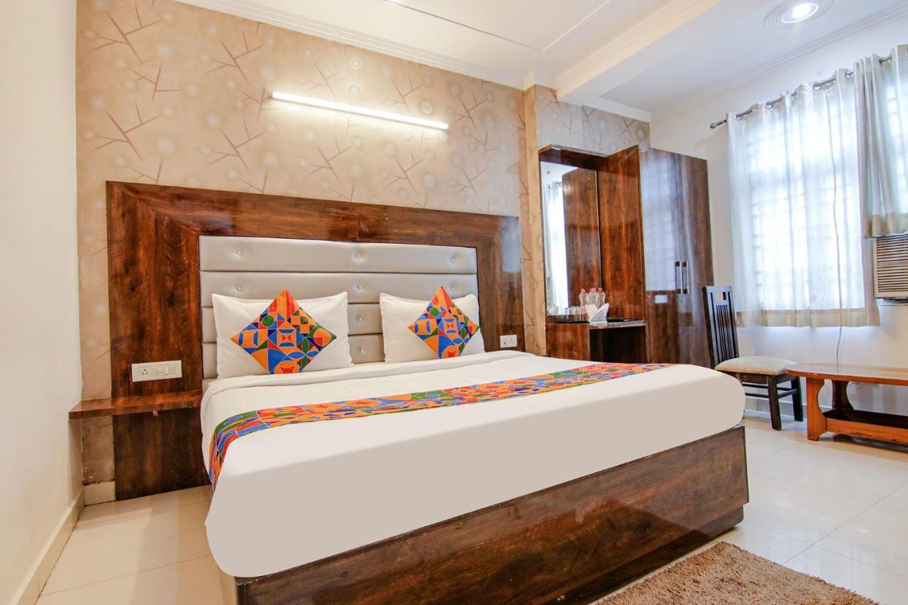 Fabhotel Airport Avalon Near Igi Airport New Delhi Bagian luar foto