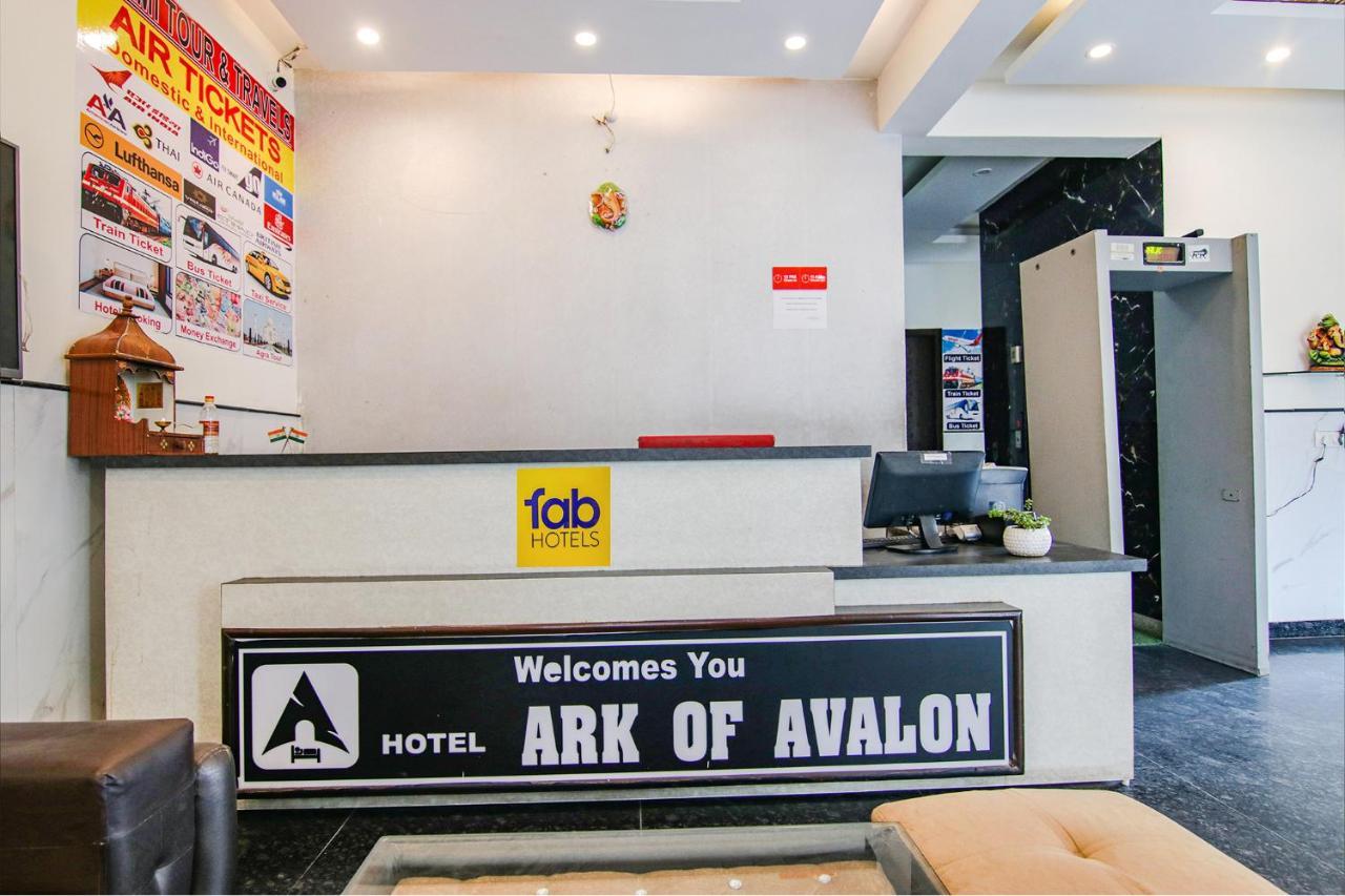 Fabhotel Airport Avalon Near Igi Airport New Delhi Bagian luar foto